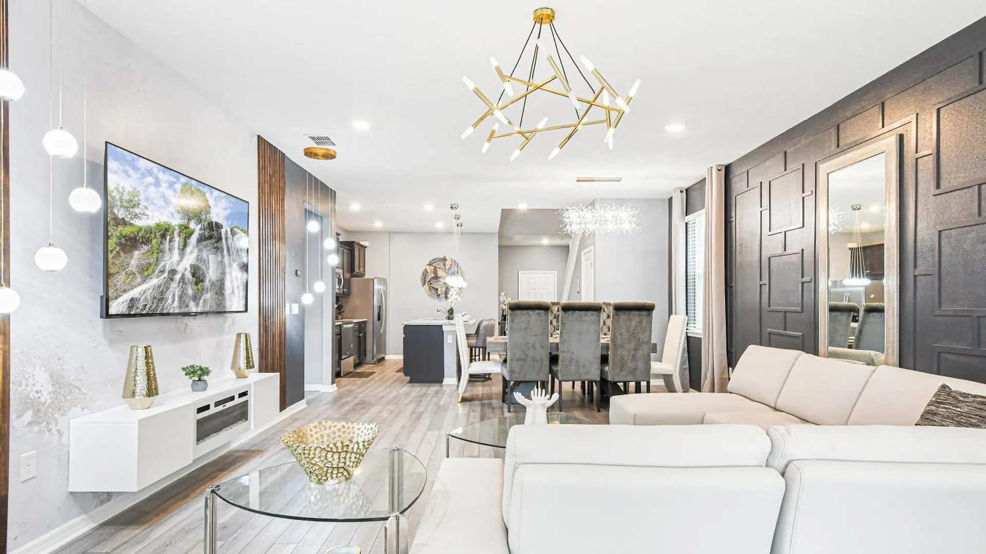 Dom wakacyjny Luxury Stay: Pool, Game Room, Theater Near Disney Davenport Stany Zjednoczone Ameryki