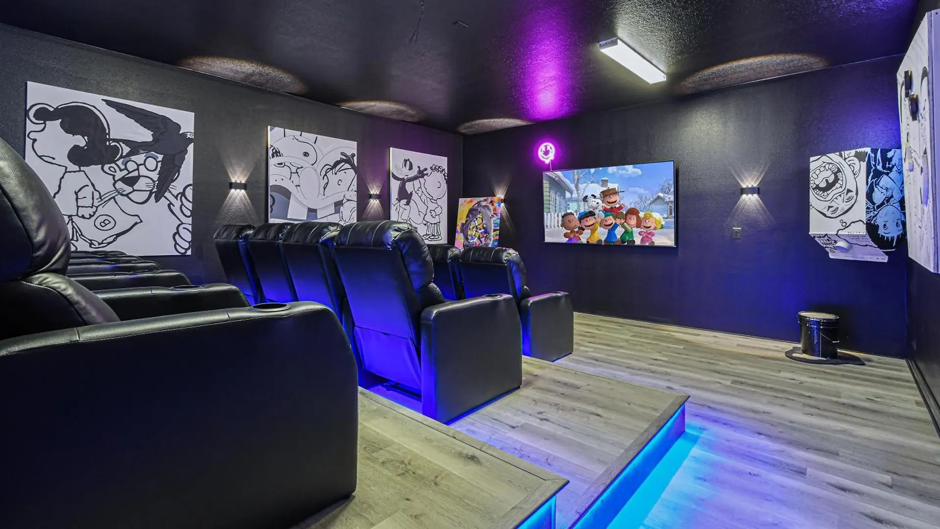 Luxury Stay: Pool, Game Room, Theater Near Disney Davenport
