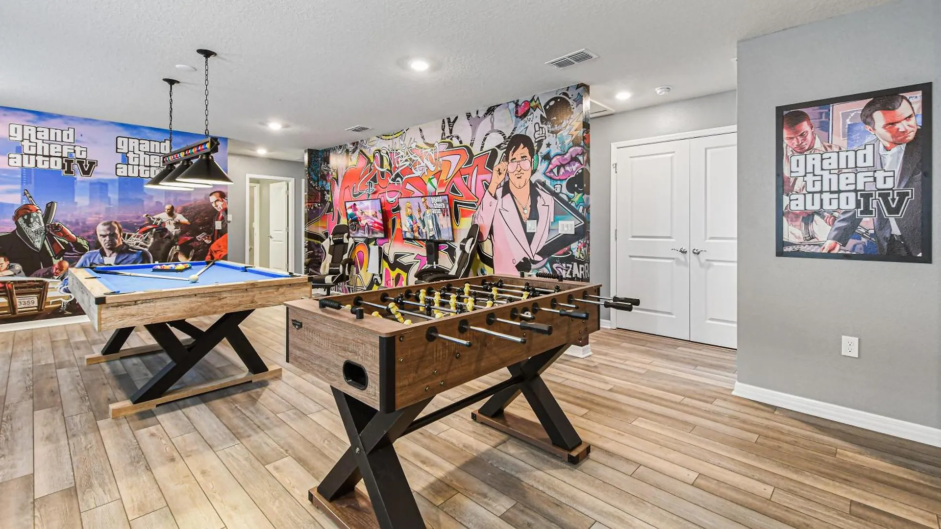 Dom wakacyjny Luxury Stay: Pool, Game Room, Theater Near Disney Davenport